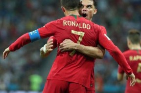 JIUYOU-包含Uzi赛事官方发布爆冷新规，中国队争议不断！的词条