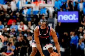 九游娱乐-哈登在瑞士队比赛中惊险取胜，突破纪录引发热议！的简单介绍