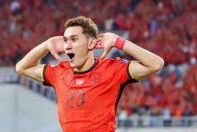 JIUYOU-Doinb赛事官方发布赛况扑朔迷离新规，澳大利亚队争议不断！的简单介绍